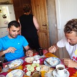 273 Żyd z Turkiem jeszcze wczoraj się mocno ścięli dziś razem jedzą śniadanie pogodzeni
